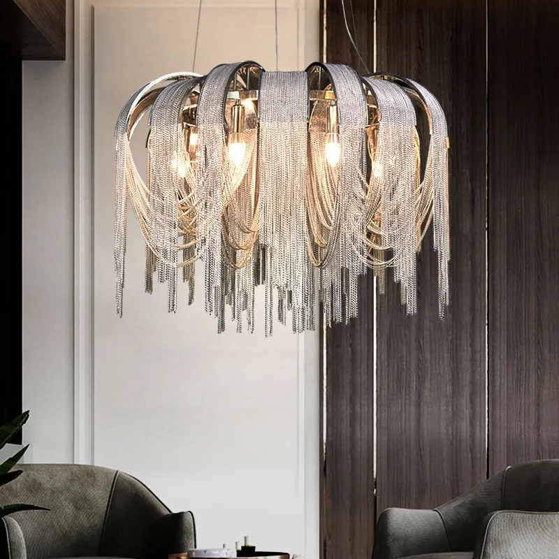 Chain Chandelier: Elegant Lighting Fixture for Modern Spaces