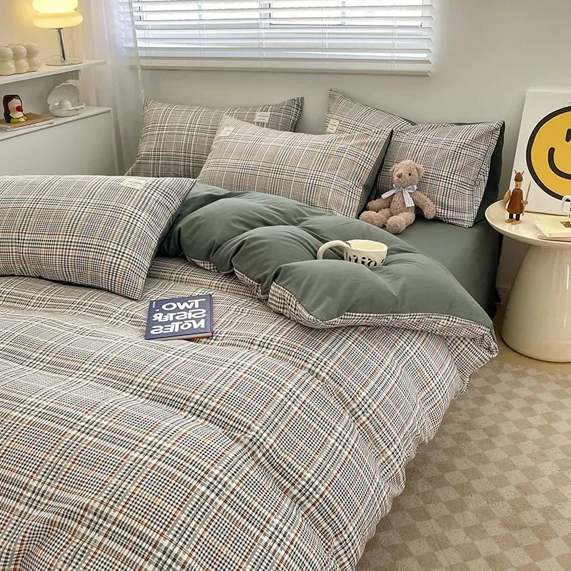 Plaid Cotton Bedding Set with Duvet Cover, Pillowcase & Bed Sheet