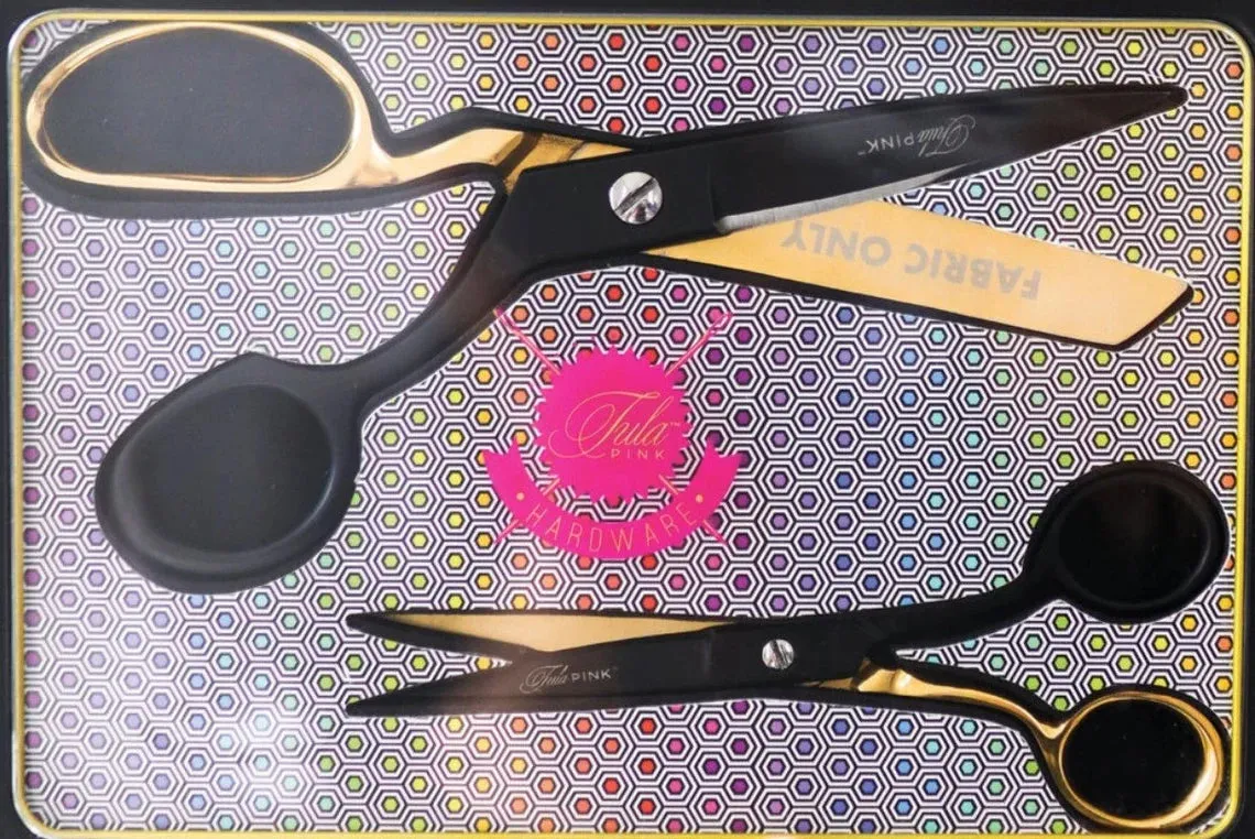 Tula Pink Hardware LIMITED EDITION Black & Gold Scissor Set