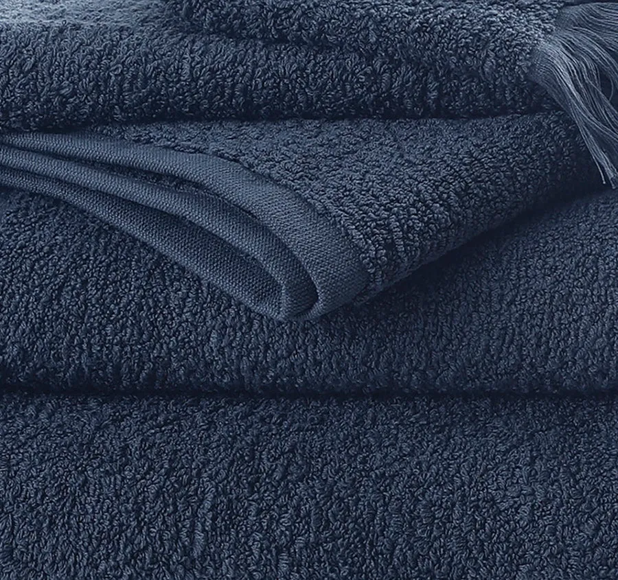 Tusca 700GSM Cotton Bath Towel Range Onyx